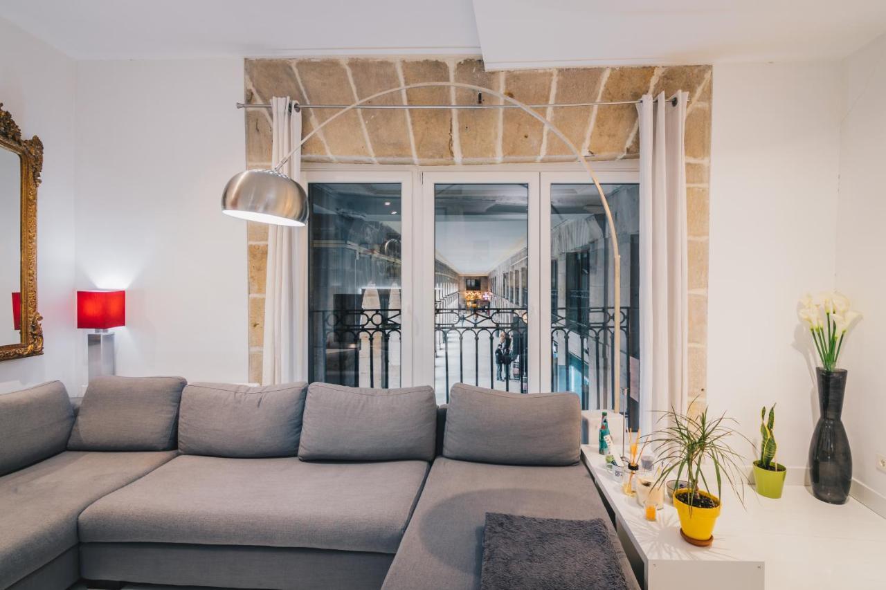 Plaza Nueva Apartment By People Rentals Bilbao Exterior foto